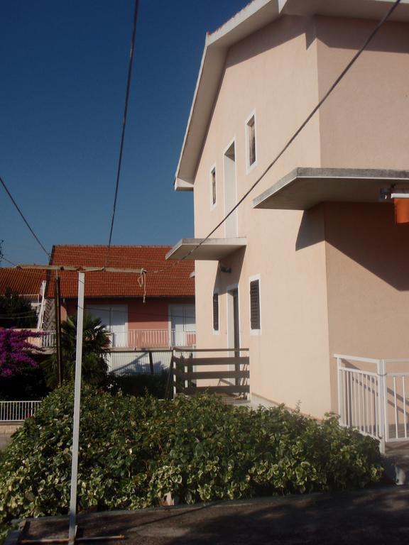 Apartments Nika Vodice Exterior foto